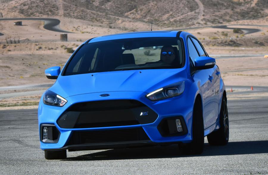  Ford Focus RS 2016 года  (US) (фото 47 из 51)